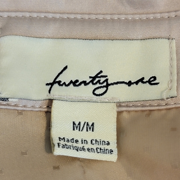 Twenty One Satin Khaki Short Peplum Trench Coat M - Picture 13 of 16